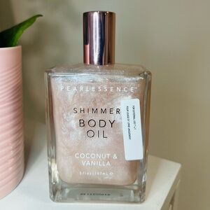 ✨PEARLESSENCE™ SHIMMER BODY OIL COCONUT & VANILLA ✨